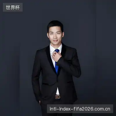 胡一诺